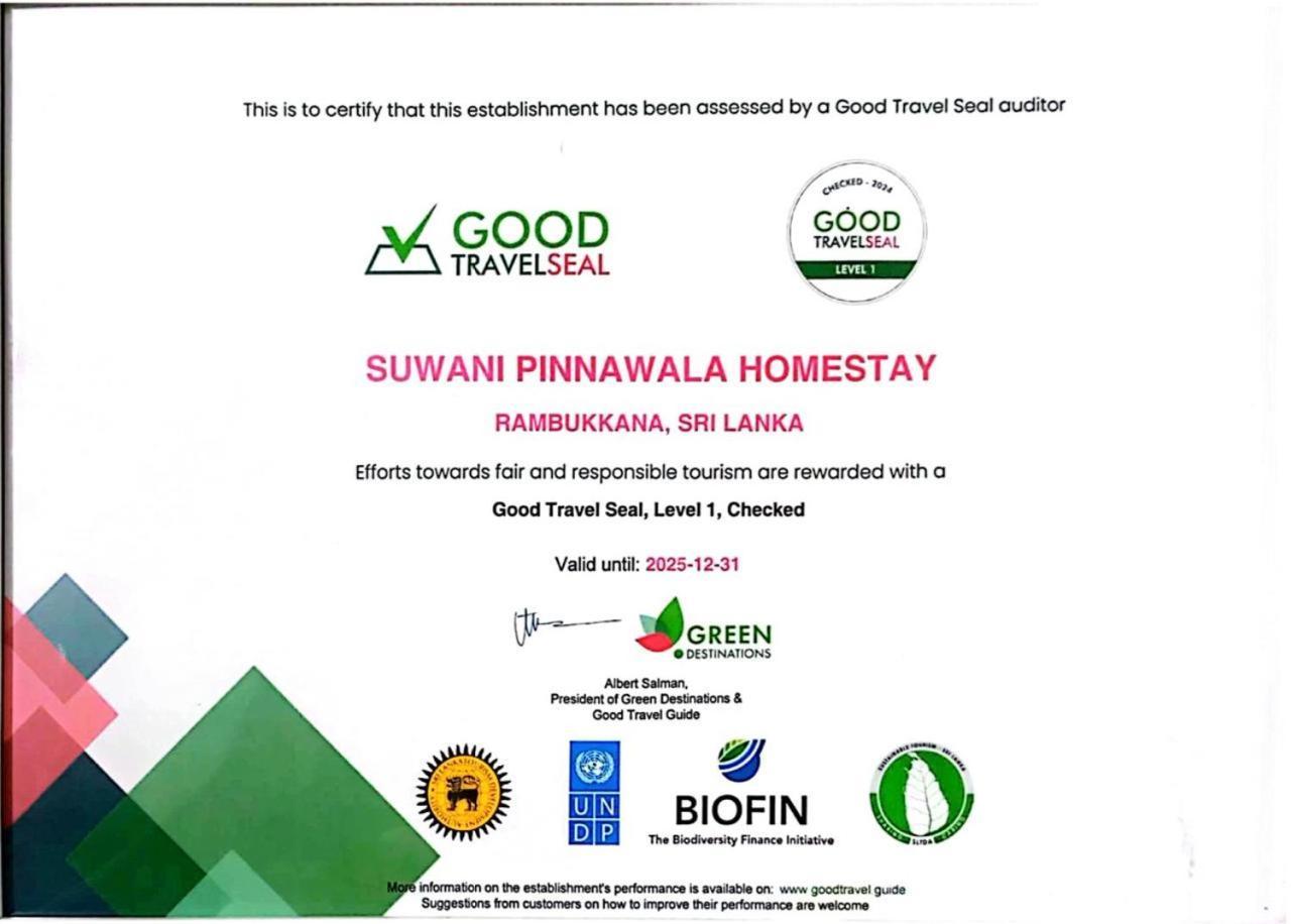 Suwani Pinnawala Homestay 외부 사진