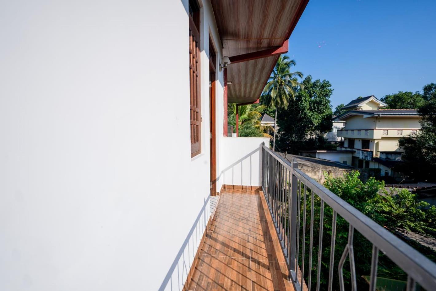 Suwani Pinnawala Homestay 외부 사진