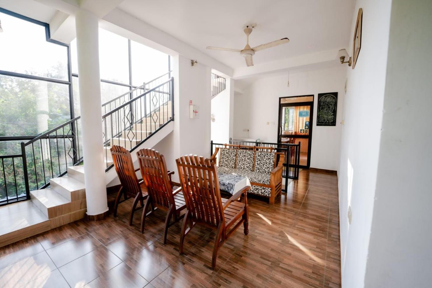 Suwani Pinnawala Homestay 외부 사진