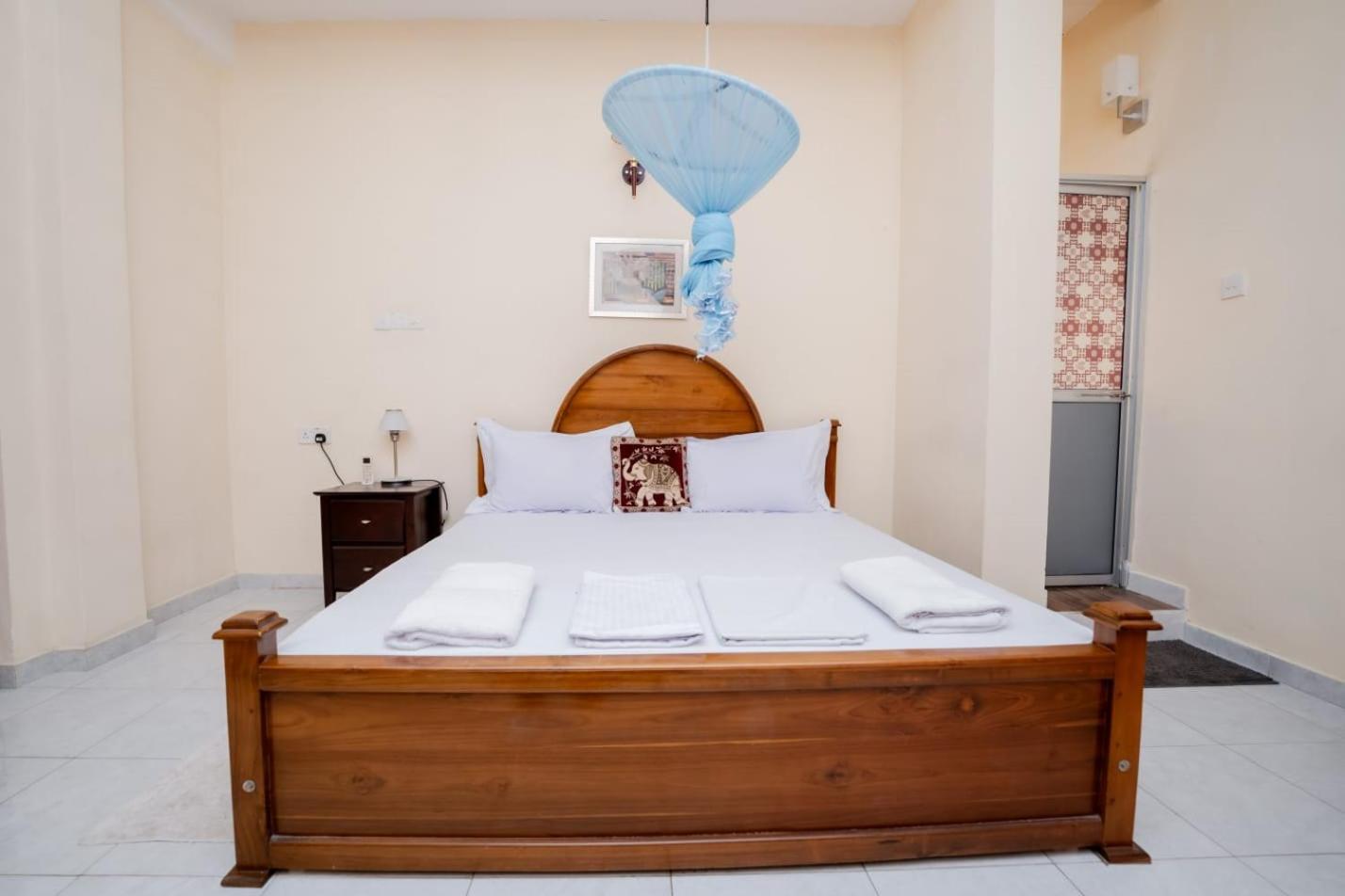 Suwani Pinnawala Homestay 외부 사진