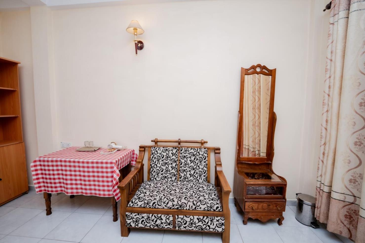 Suwani Pinnawala Homestay 외부 사진