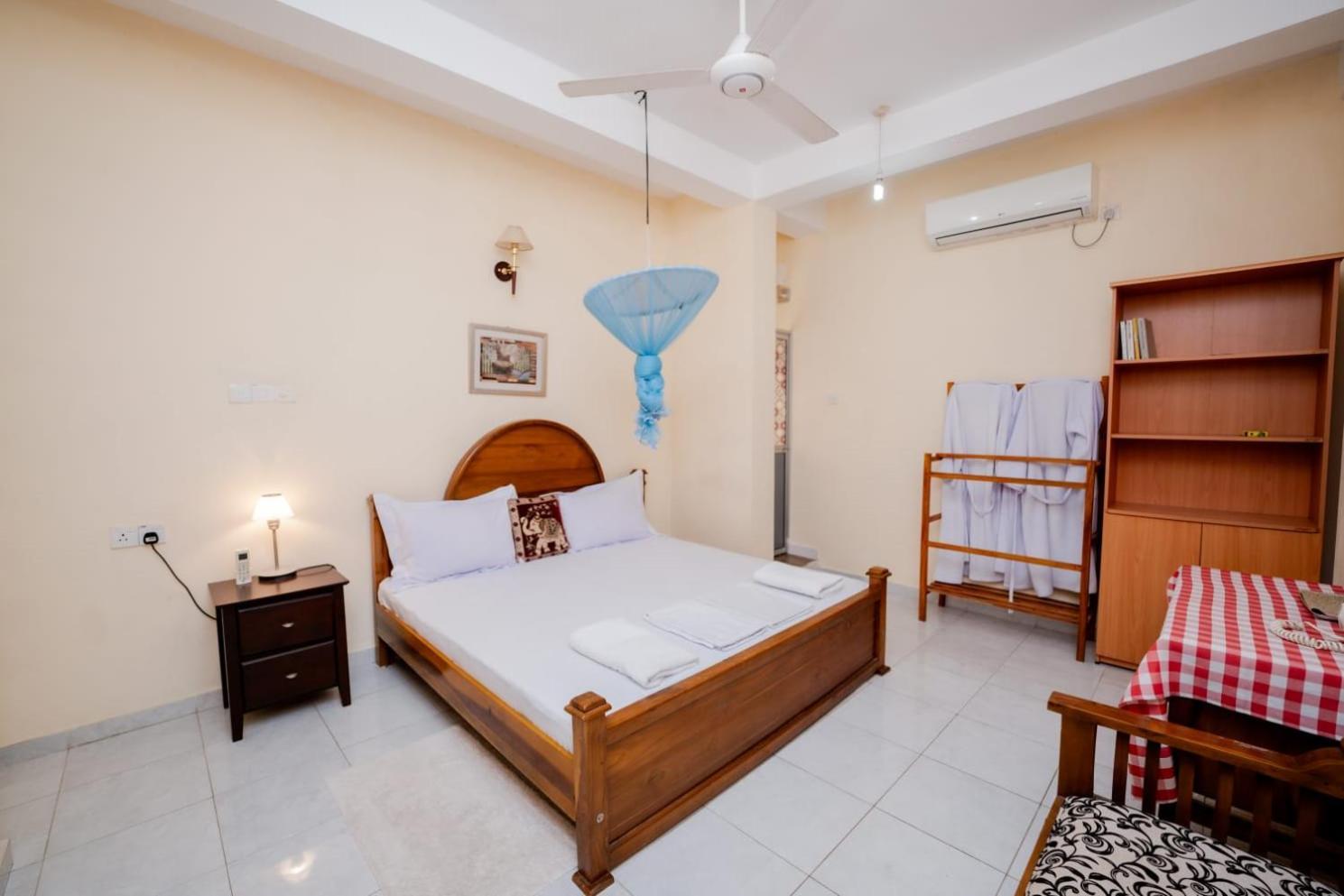 Suwani Pinnawala Homestay 외부 사진